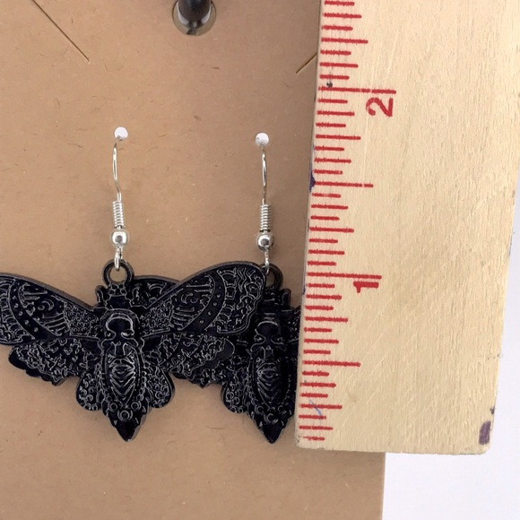 Alloy Metal Skull Butterfly Dangle Earrings - Picture 2 of 2